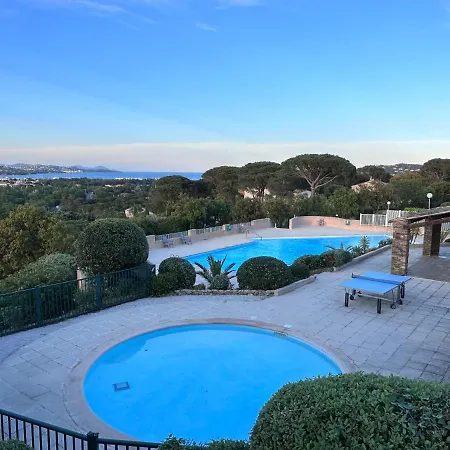 Mazet Bellevue Vakantiehuis *